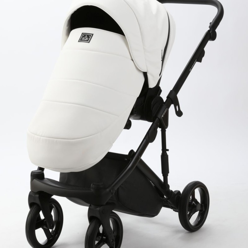Carucior 3 in 1 Lumi Air Adamex Deluxe White Leather SA1