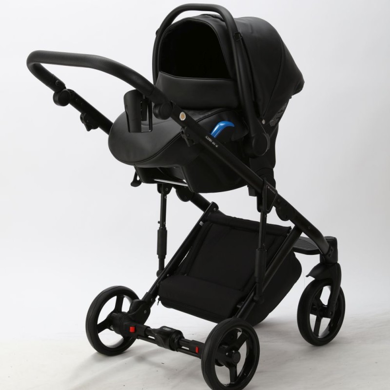 Carucior 3 in 1 Lumi Air Adamex Deluxe Black Leather SA2