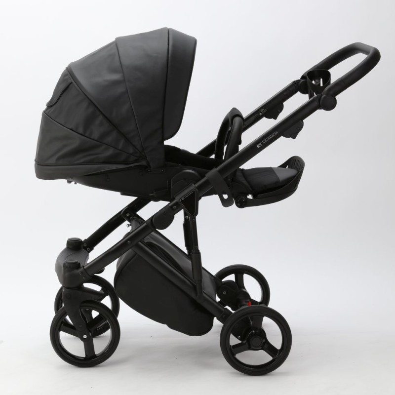 Carucior 3 in 1 Lumi Air Adamex Deluxe Black Leather SA2