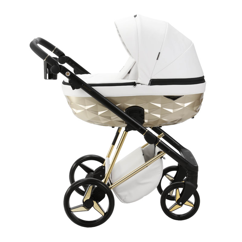 Carucior 3 in 1 Quantum Adamex Deluxe Pure White Star 104 cu scoica testata ADAC