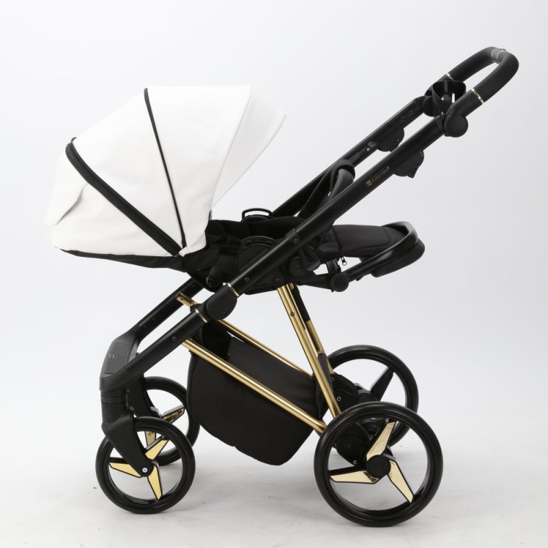 Carucior 3 in 1 Quantum Adamex Deluxe Pure White Star 104 cu scoica testata ADAC