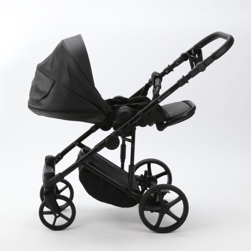 Noul carucior copii 3 in 1 Zico Adamex Deluxe Black Leather SA2