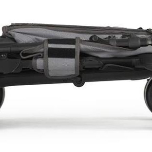 Nuna-Carucior Ultracompact Pepp Luxx Raspberry