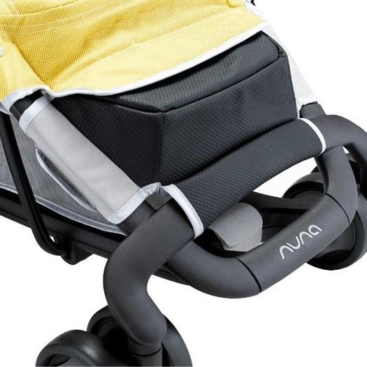 Nuna-Carucior Ultracompact Pepp Scarlet 2012